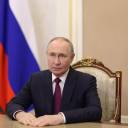 Владимир Путин поздравил выпускников с окончанием школы